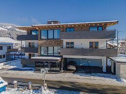 Apartment in Brixen im Thale With Parking