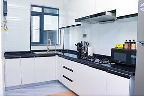 Staroot Residences- Celestial Chalet