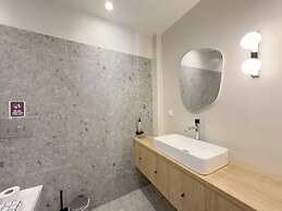 Amber Studios & Suites by halu