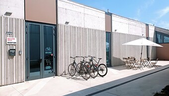 Bed and Bike Hostel