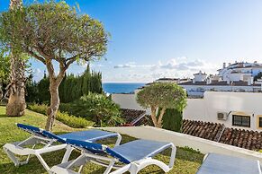 Apartment With Roof Terrace and Pool - Ref 129