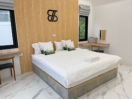 The Estretto Resort