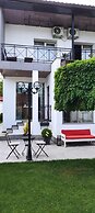 Garden Lounge Hotel
