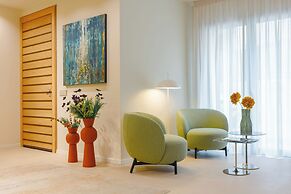 Hera rooms and suites