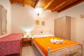 Olive Valley Traditional House