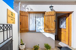 Olive Valley Traditional House