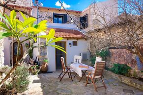 Olive Valley Traditional House