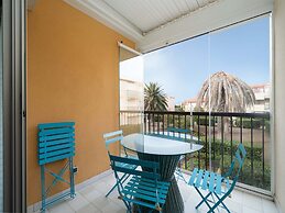 Stylish Seaside Stay in Agde