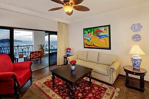 4BD Oceanfront Unit Vista Encantada Cabo