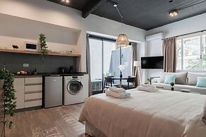 MOT Chic Haus