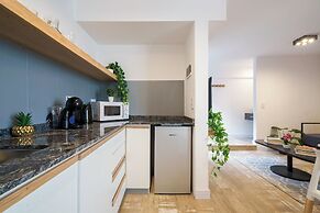 MOT Chic Haus