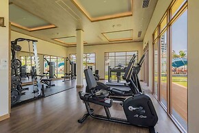 Luxe 3BR Villa: Pool, Breakfast & Housekeeping