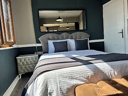Port Suites Karaköy