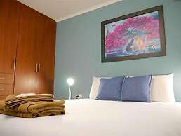 Park View Hostel & Suites