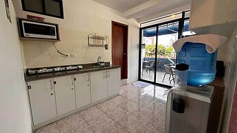 Park View Hostel & Suites