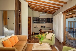Colombo Villa Collection
