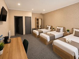 BOSTON HOTEL