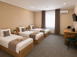 BOSTON HOTEL