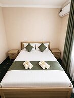 BOSTON HOTEL