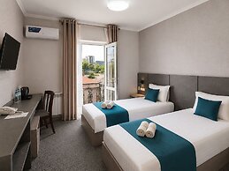 BOSTON HOTEL