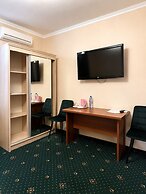 BOSTON HOTEL