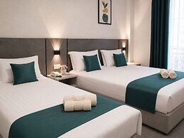 BOSTON HOTEL