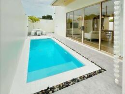 Level TWO pool villa Sriracha