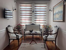 Demiröz Konak Otel
