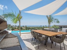 Sunrise Villa Marbella by Lodgerstrip