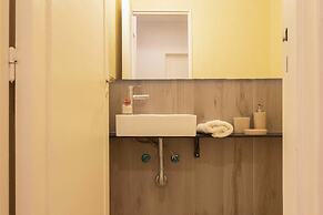 MOT + Junin 1435 - 4 Bd 8 Pax in Recoleta