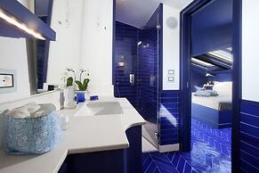 Villa Blue Skyline