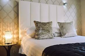 Posh Pads