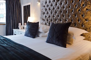 Posh Pads