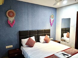 HOTEL SUNRISE CAVE