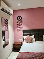 HOTEL SUNRISE CAVE