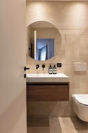 Elegant Apartment - AC- 2br-6p- Madeleine