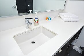 Prestige Yorkville Suites