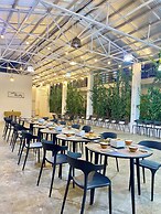 Green Mango Resort
