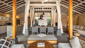Villa Taramille by Villa Finder