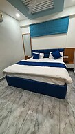 HOTEL BLUE SKY