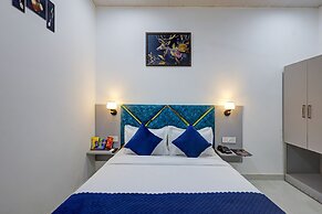 Hotel Warm Welcome Inn Noida Sector 26