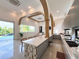 Celine House by Craft Village