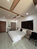 Hotel kailash inn
