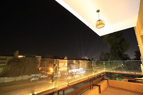 Pyramids Heart Hotel