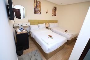 Pyramids Heart Hotel