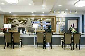 Korat Hotel