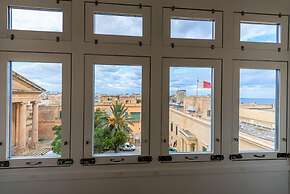 Independence Olive- 1 Bedroom - Square SEA View