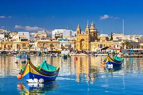 2BR in Historic Valletta Prime Central Location