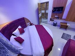 HOTEL SAVERA
