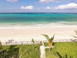 Clove Island Essence & Spa Boutique